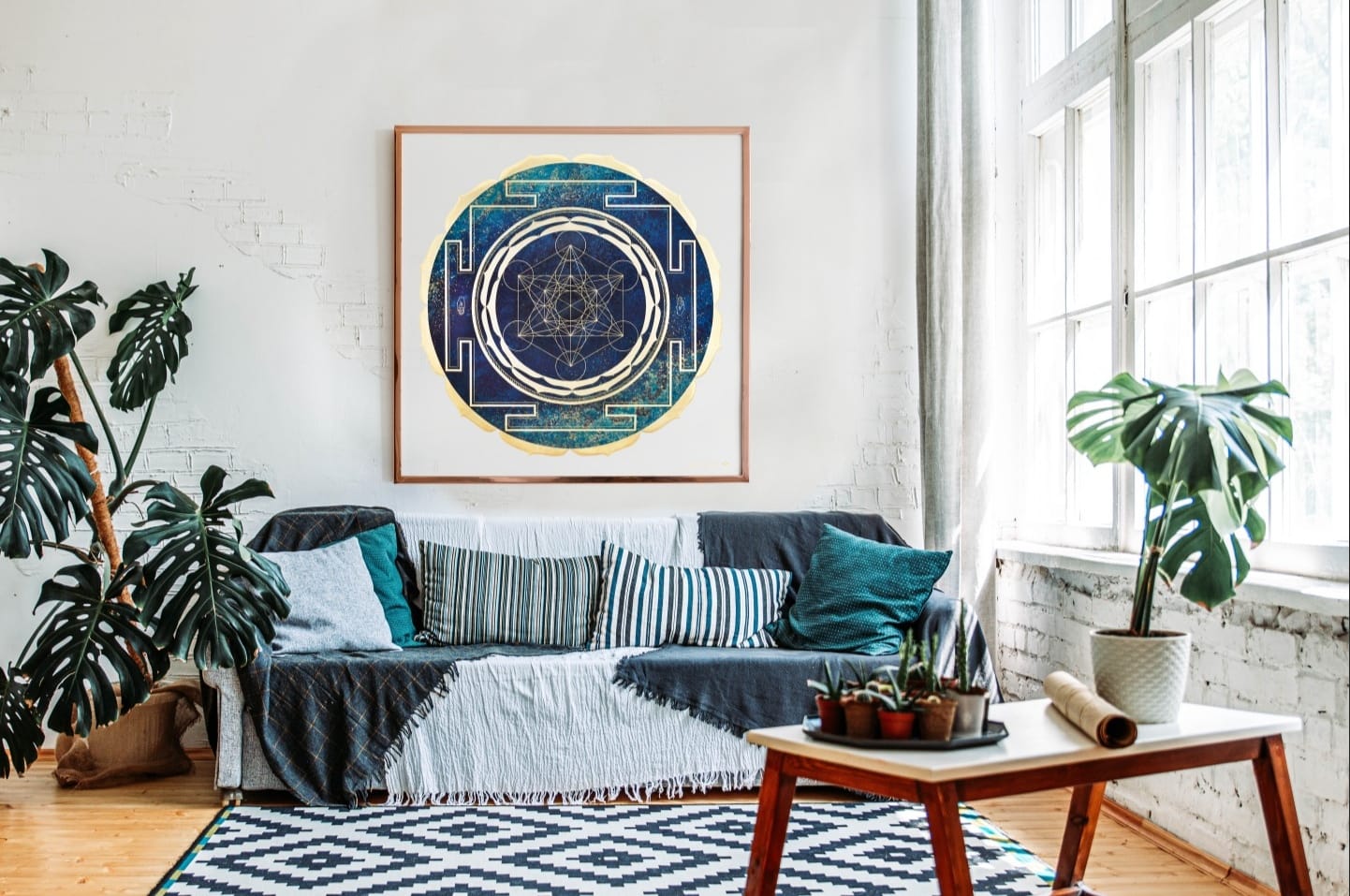 Mandala Cubo de Metatron colgado en un salon azul